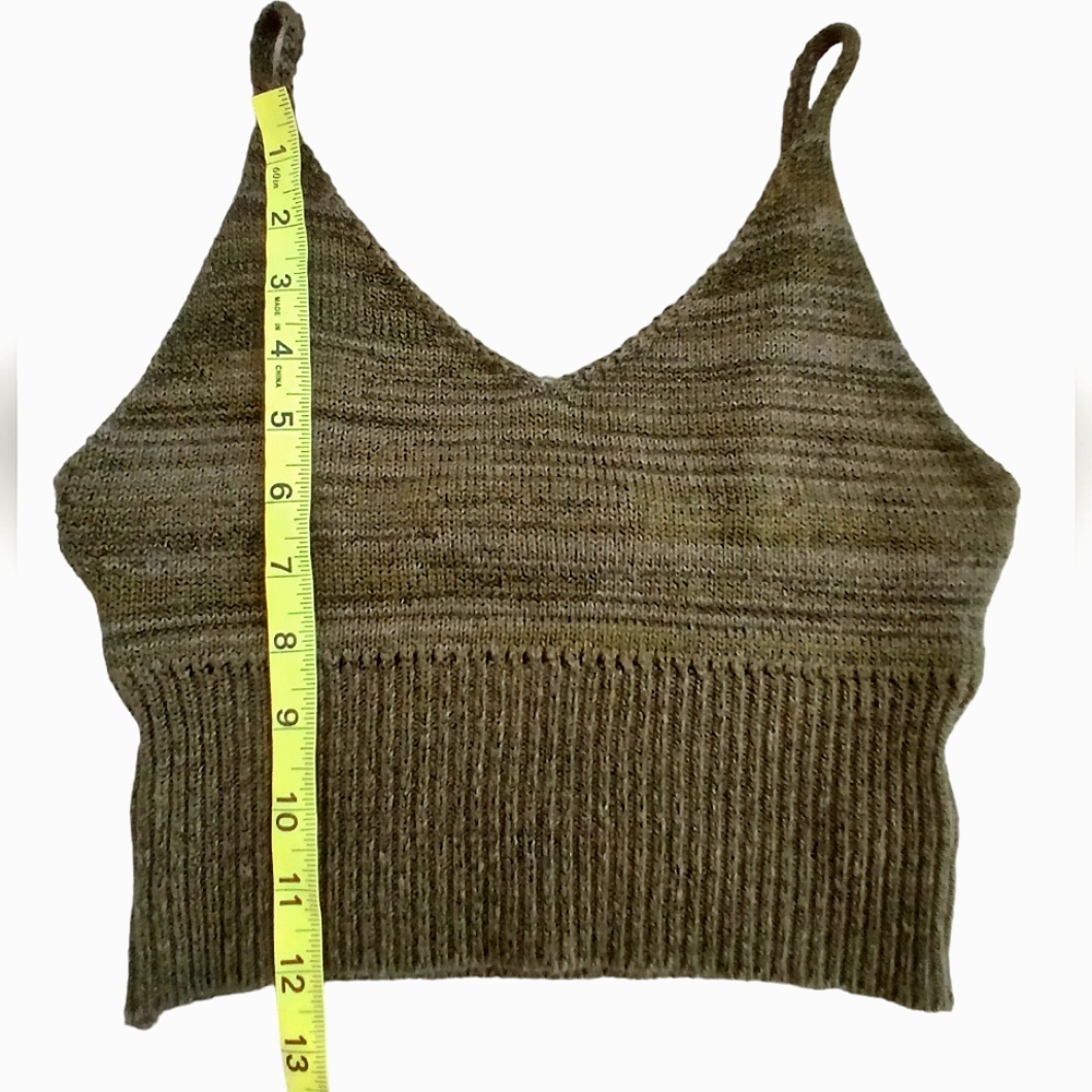 Sweater Knit Crop Tank Top Olive Green Size Small NWOT Boho Knitted Crochet Sexy - Picture 7 of 9